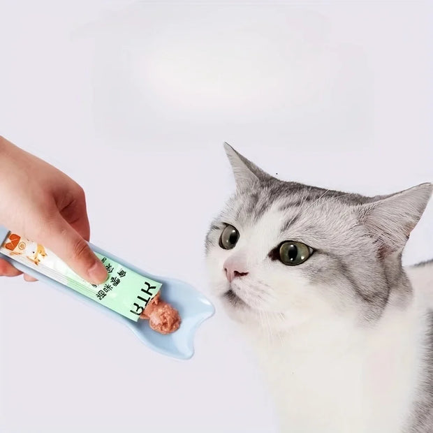 Cat Strip Squeeze Spoon Feeder